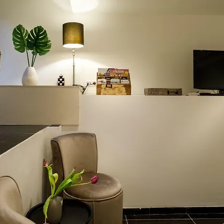 Appartement 18th Century Groundfloor Canal House With Patio/garden